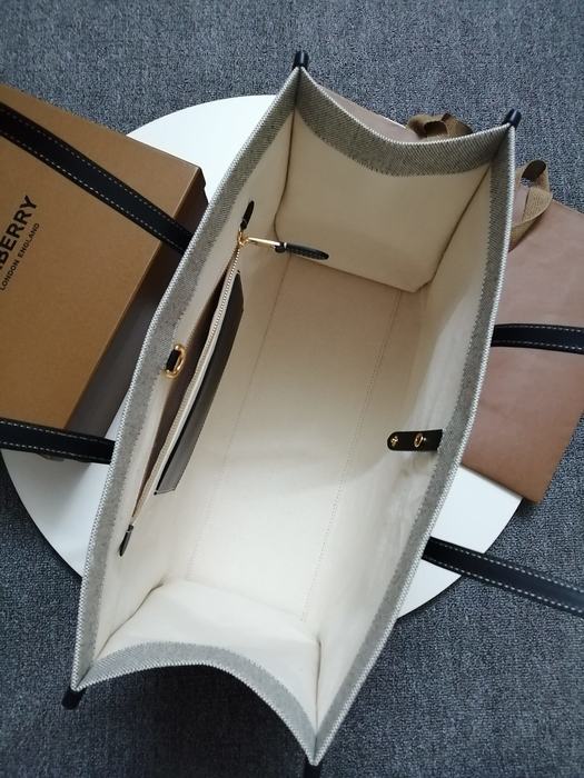 Burberry Tote with Leather Details Black 01A