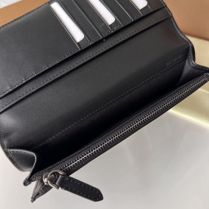 Burberry Tote with classic design traits Grey 01A