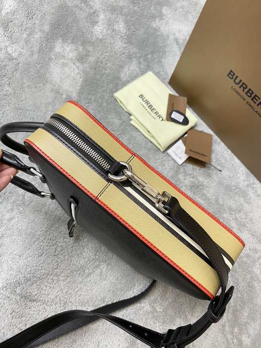 Burberry Tote with elegant design Brown 01A
