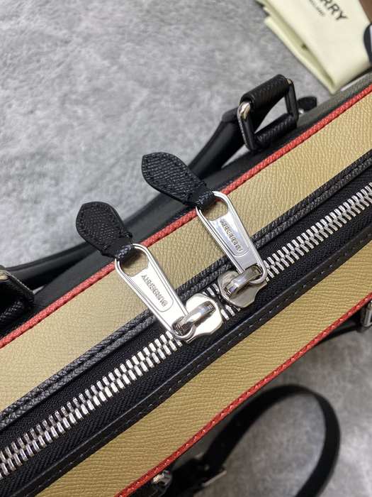 Burberry Tote with elegant design Brown 01A