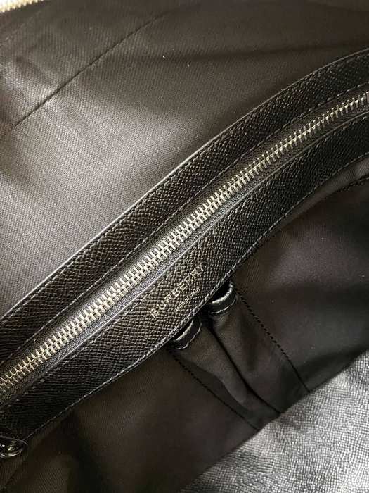 Burberry Tote with elegant design Brown 01A