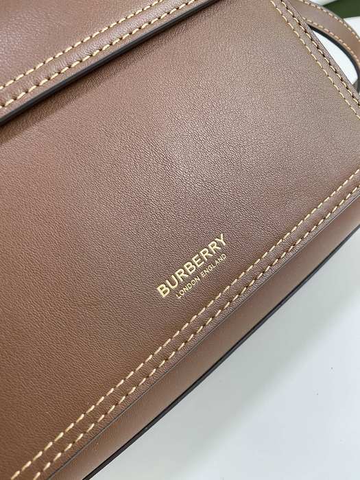 Burberry Tote with handle details Tan 01A