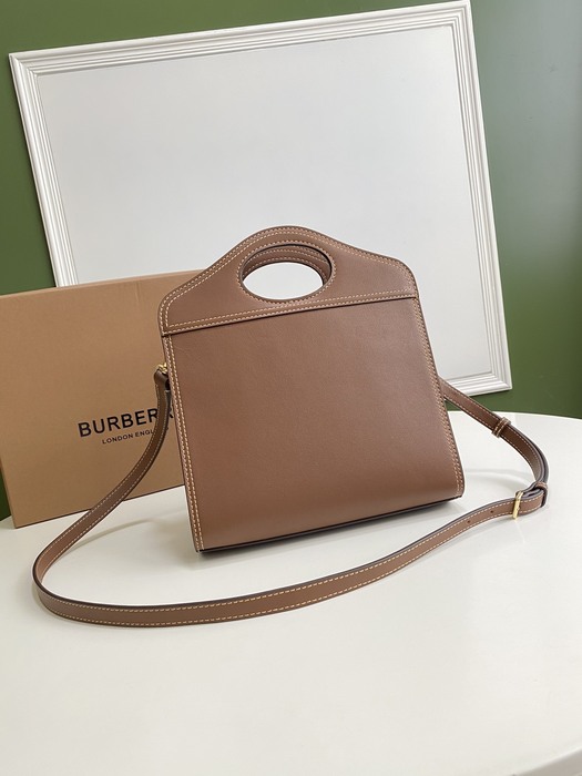 Burberry Tote with handle details Tan 01A