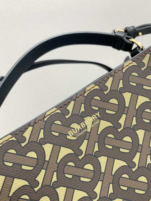 Burberry Tote with leather accents Brown 01A