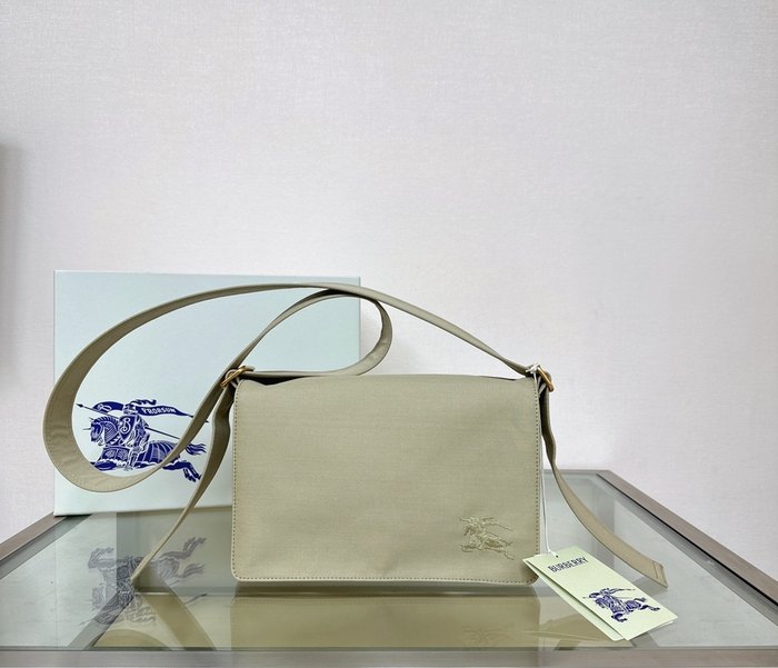 Burberry Tote with minimalist design Beige 01A