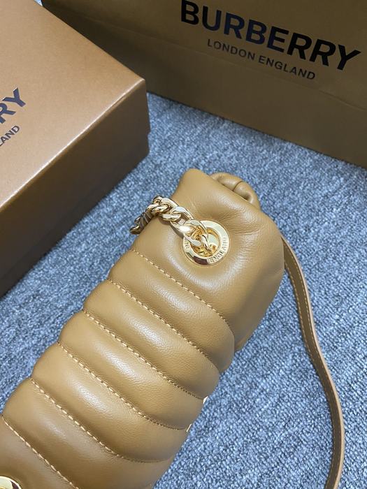 Burberry Tote with quilted design Green 01A