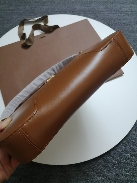 Burberry Tote with shoulder straps Brown 01A