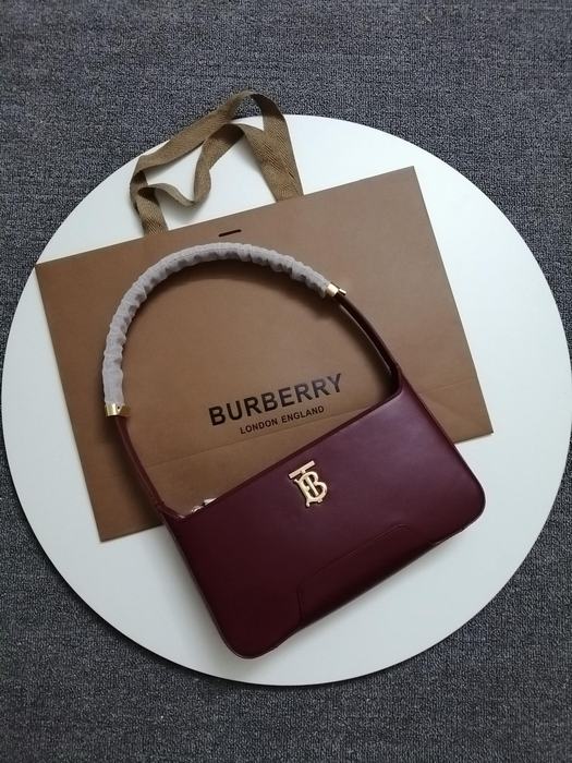 Burberry Tote with shoulder straps Brown 01A