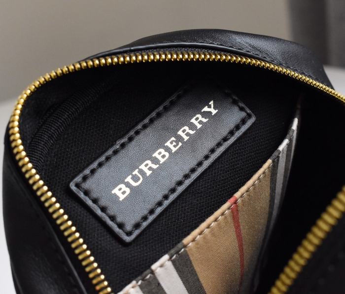 Burberry Tote with stripes and round shape Beige 01A