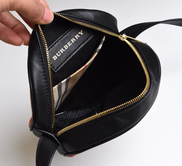 Burberry Tote with stripes and round shape Beige 01A