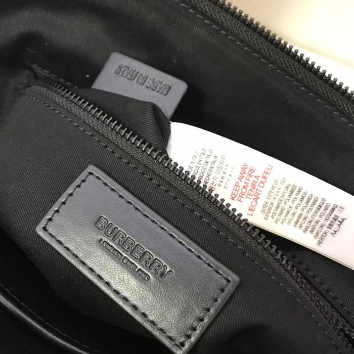 Burberry Tote with structured silhouette Black 01A