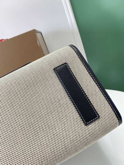 Burberry Tote with stylish features Brown 01A