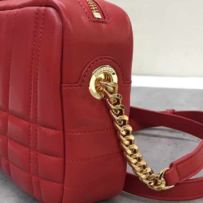 Burberry Tote with stylish features Tan 01A