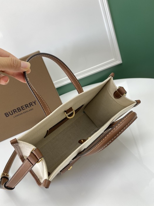 Burberry Tote with stylish traits Beige 01A 2