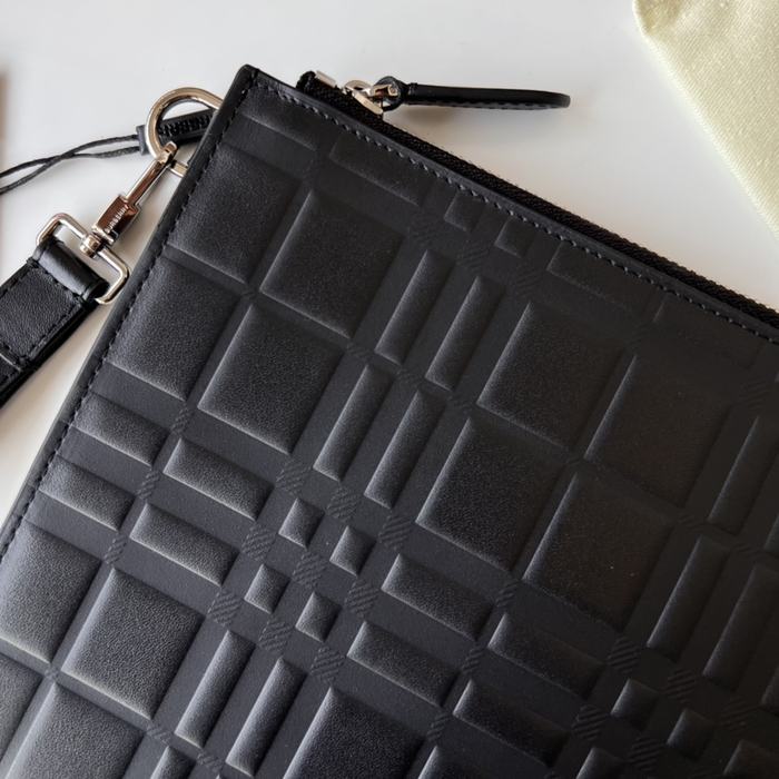 Burberry Tote with stylish traits Black 01A