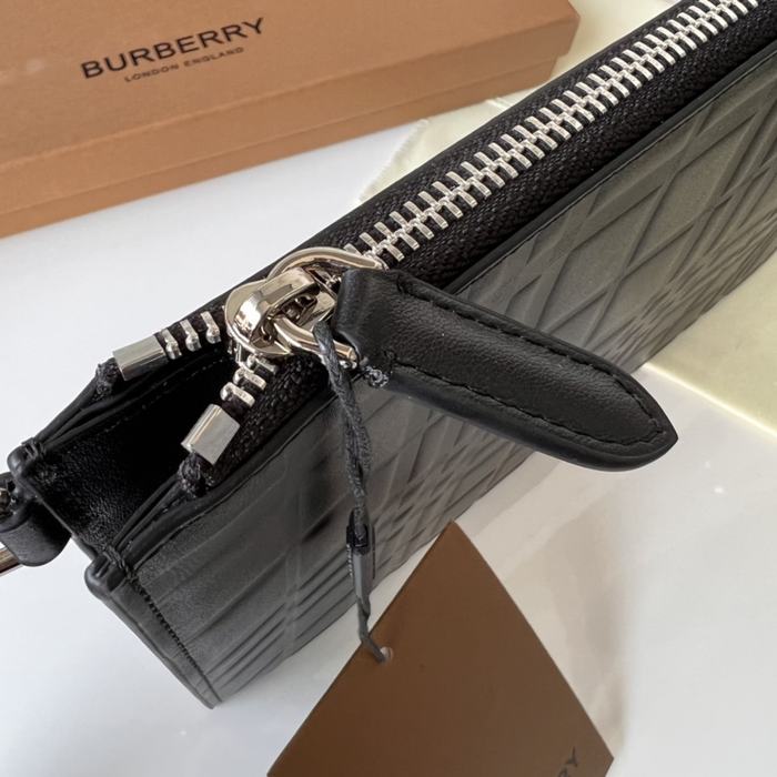 Burberry Tote with stylish traits Black 01A