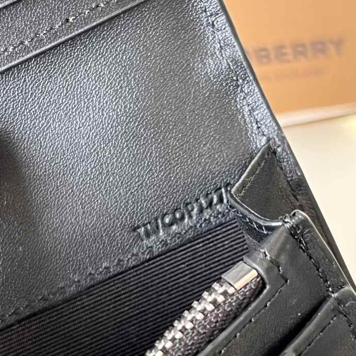 Burberry Tote with textured leather finish Black 01A