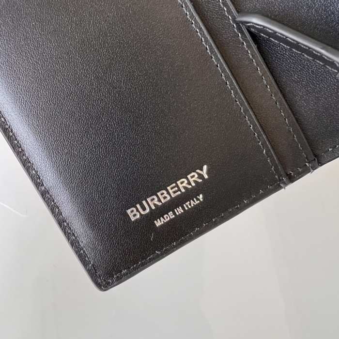 Burberry Tote with textured leather finish Black 01A