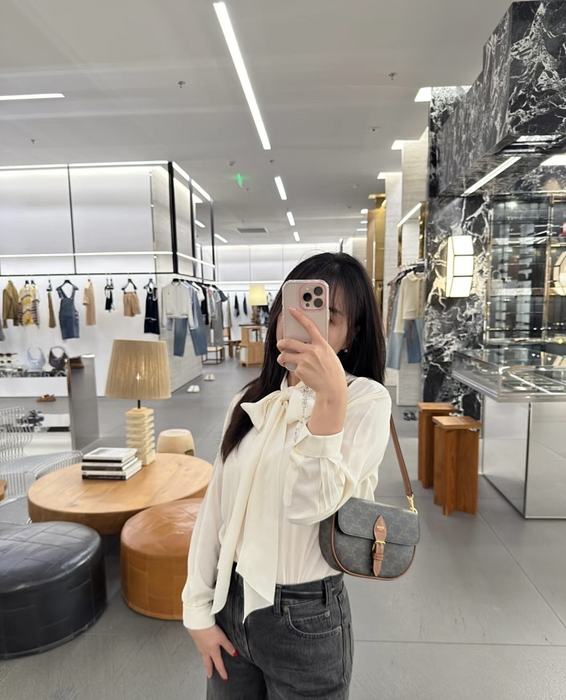 Celine Tote Bag Blue 01A