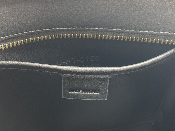 Celine Tote Bag with Elegant Design Black 01A