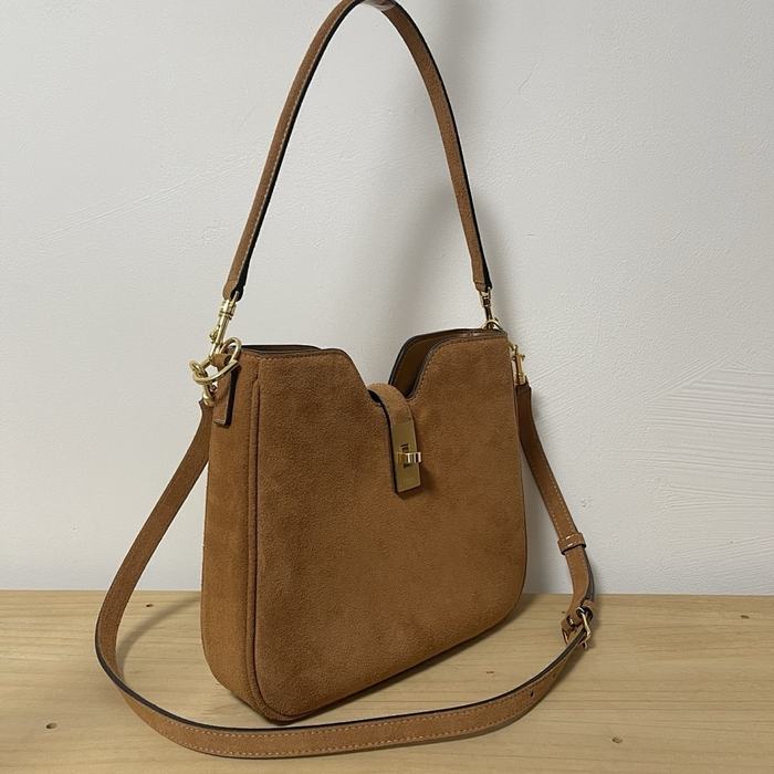 Celine Tote Bag with stylish features Tan 01A 2