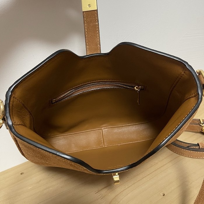 Celine Tote Bag with stylish features Tan 01A 2