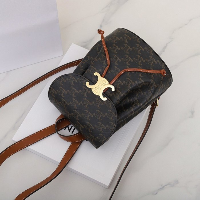 Celine Tote bag with elegant contours Brown 01A