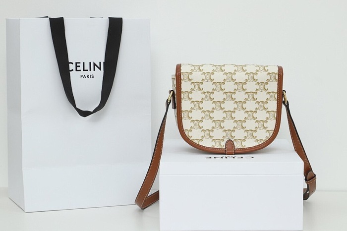 Celine Tote bag with minimalist design Brown 01A 2