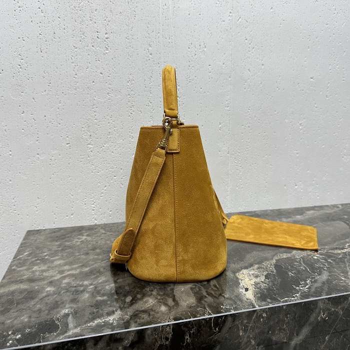 Celine Tote bag with minimalist design Brown 01A 3