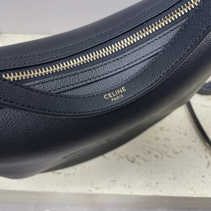 Celine Tote bag with minimalistic traits Black 01A