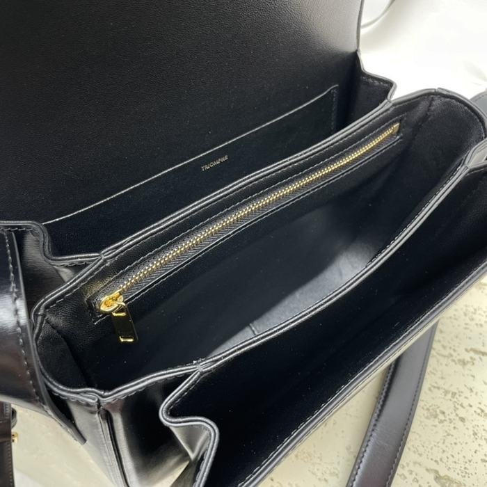 Celine Tote bag with sleek design Black 01A