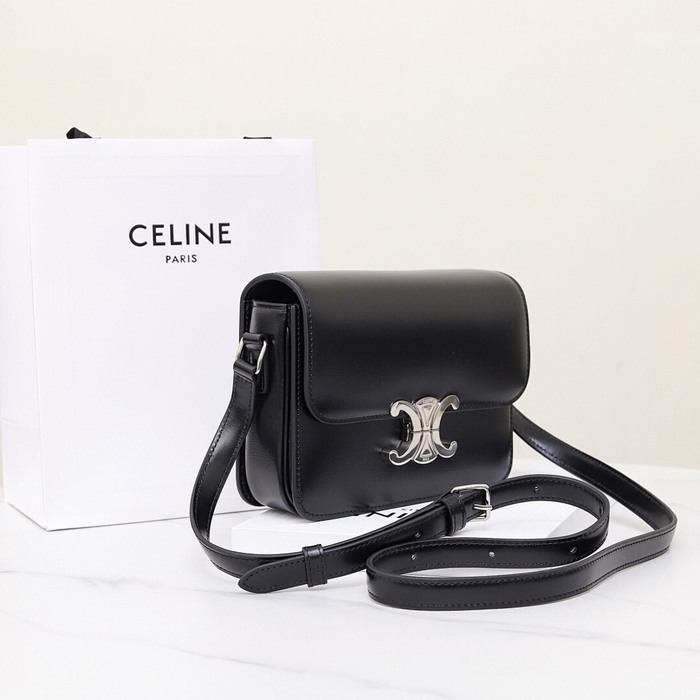 Celine Tote bag with sleek design traits Black 01A