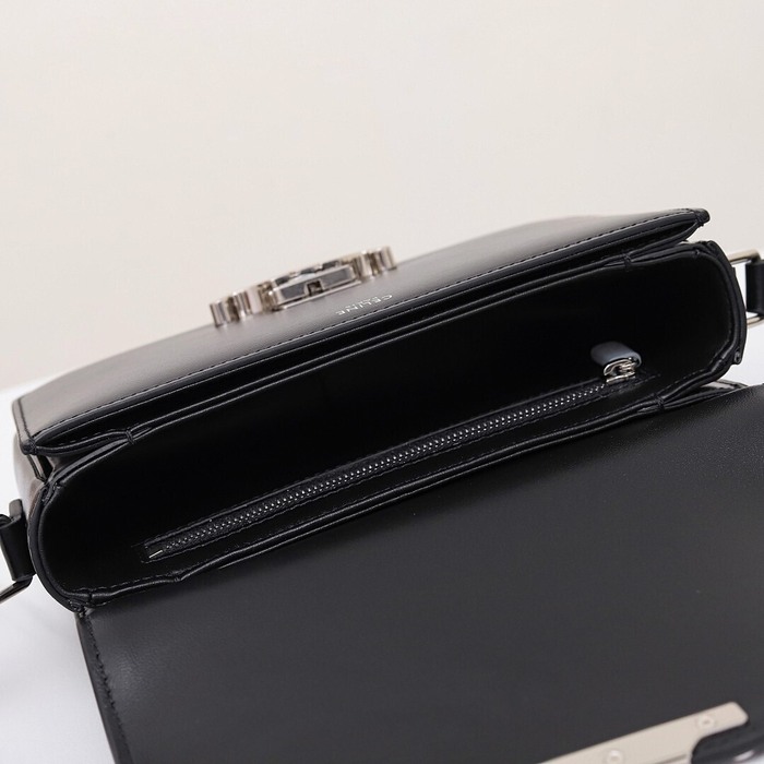 Celine Tote bag with sleek design traits Black 01A