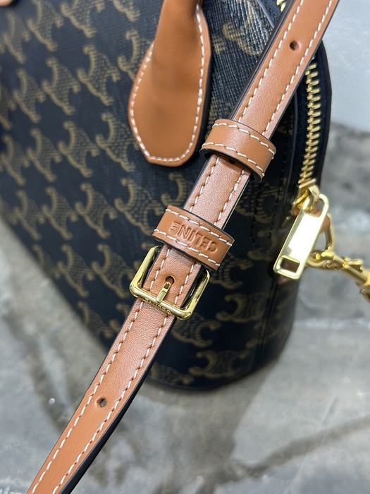 Celine Tote bag with structured design Brown 01A 2