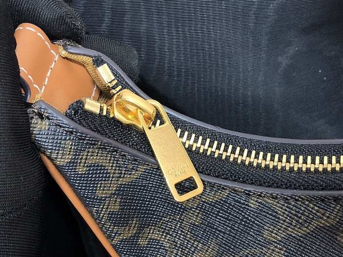 Celine Tote bag with structured silhouette Navy 01A