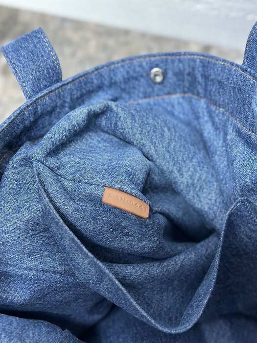 Celine Tote bag with stylish features Blue 01A