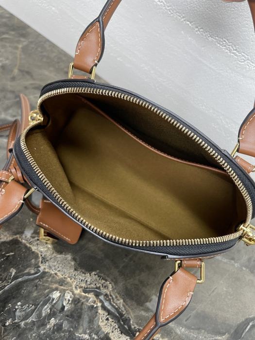 Celine Tote bag with stylish features Brown 01A