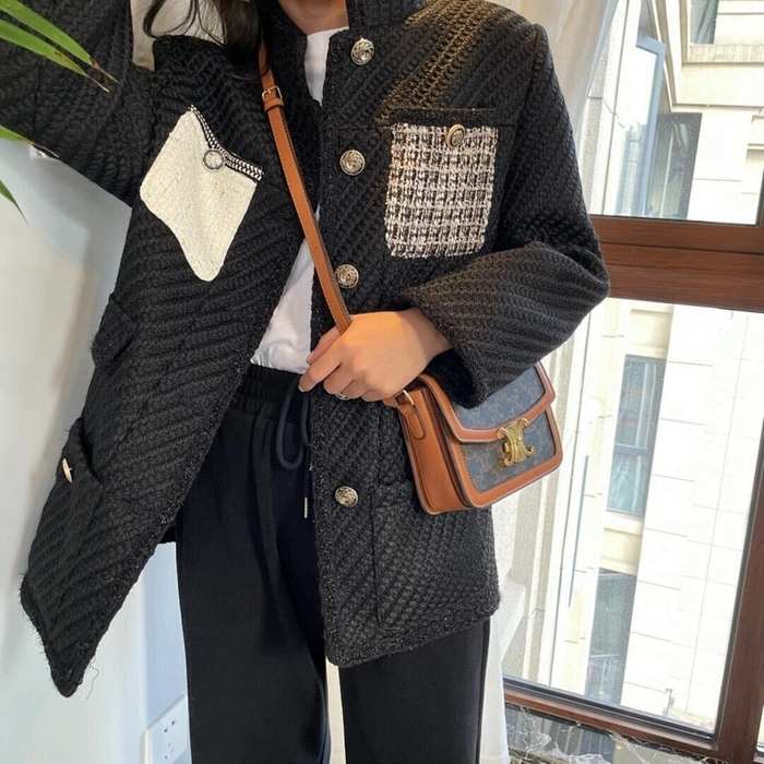 Celine Tote bag with stylish features Navy 01A 2