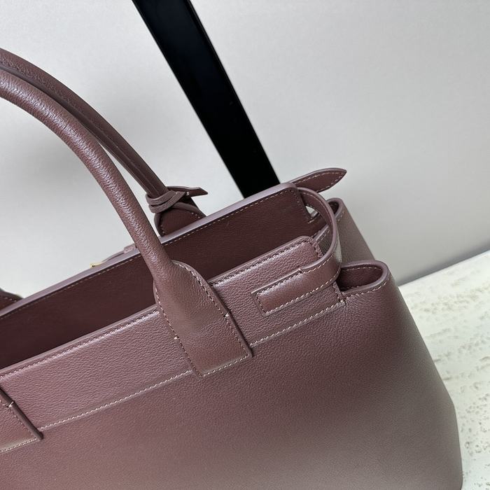 Celine Tote handbag with structured design Burgundy 01A