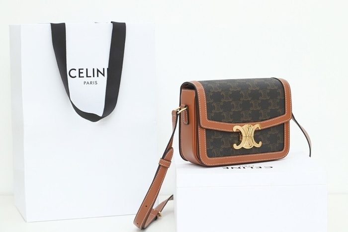 Celine Tote style 106 Brown 01A