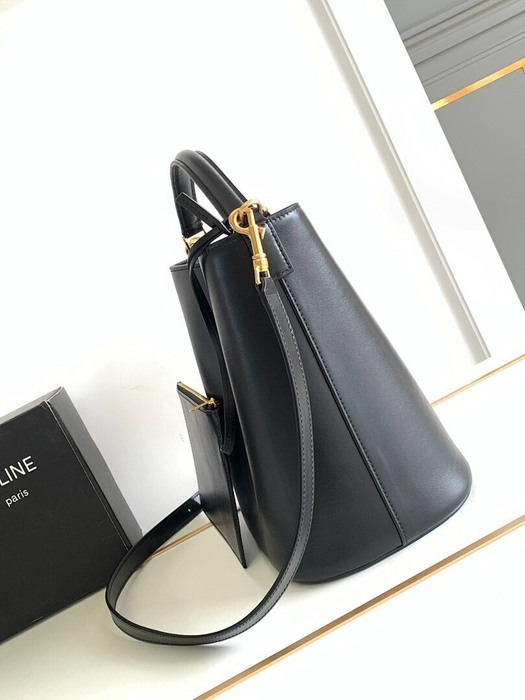 Celine Tote style 18 Black 01A