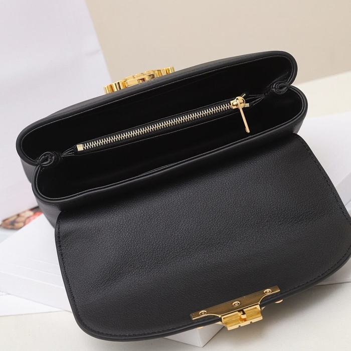 Celine Tote style 20 Black 01A