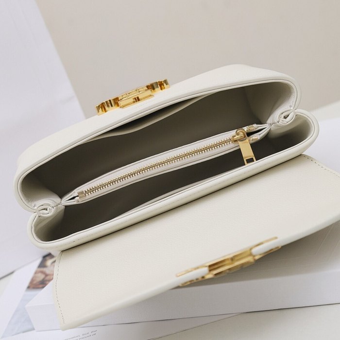 Celine Tote style 22 White 01A