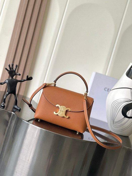 Celine Tote style 26 Tan 01A
