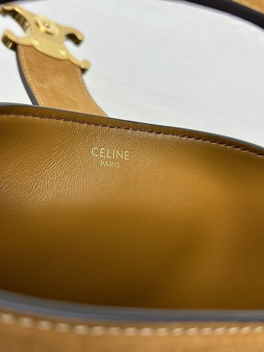 Celine Tote style 40 Tan 01A