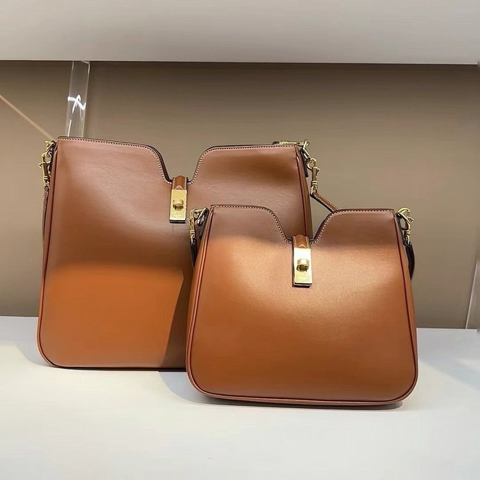 Celine Tote style 42 Black 01A