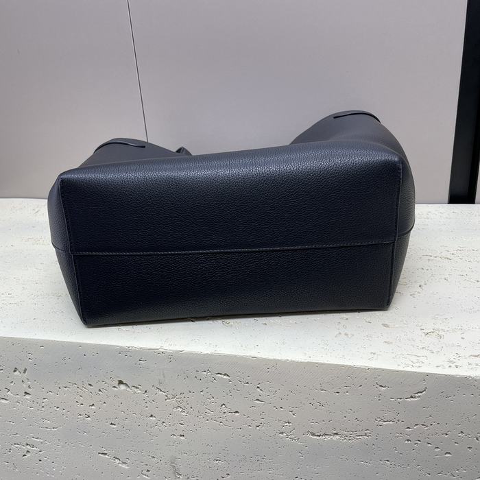 Celine Tote style 66 Black 01A