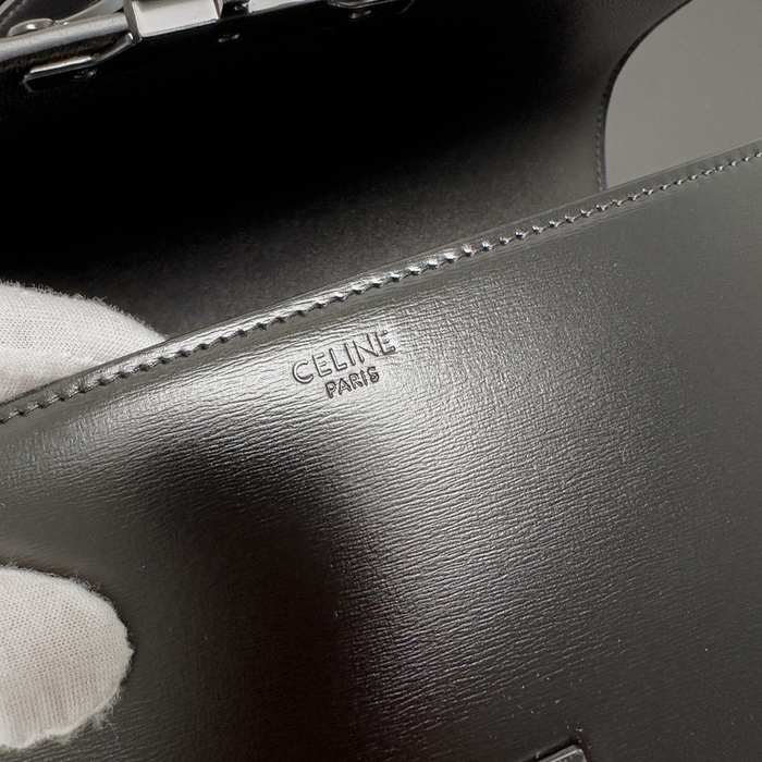 Celine Tote style 83 Black 01A 2