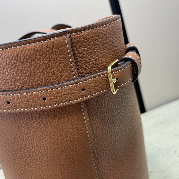 Celine Tote with elegant design Brown 01A 2