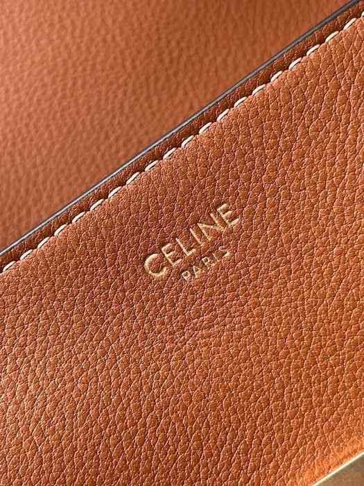 Celine Tote with elegant design traits Brown 01A